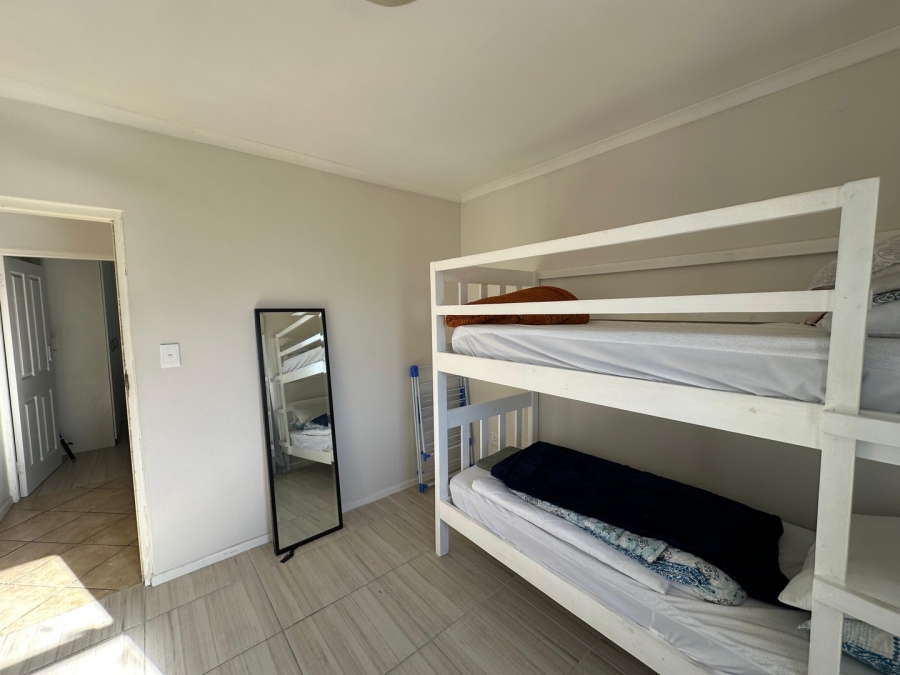 2 Bedroom Property for Sale in Whispering Pines Western Cape
